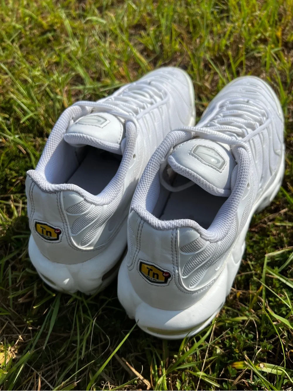 CLEAN Nike size 11 Womens Air Max Plus White Platinum shoes
